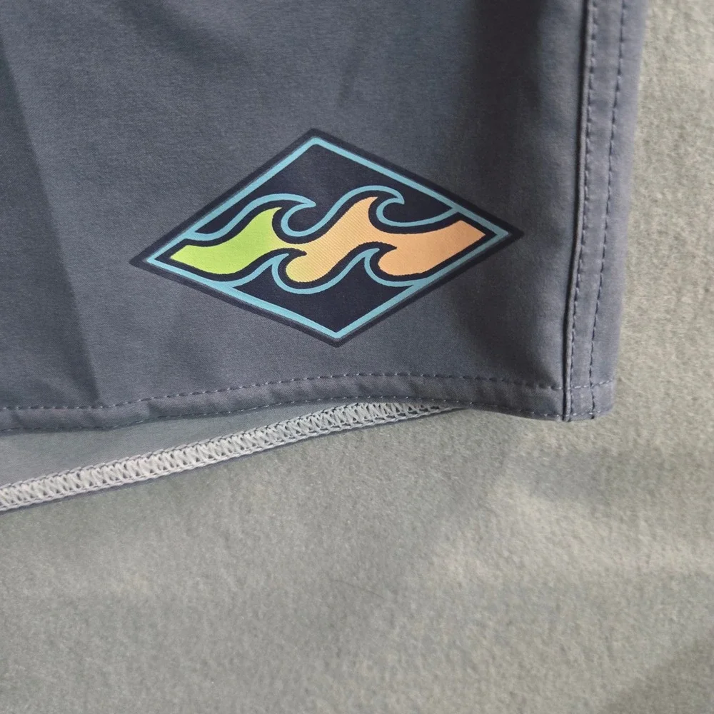 Billabong‎ Arch Pro Board Shorts Mens 33 Gray Recycler Performance Swim Trunks